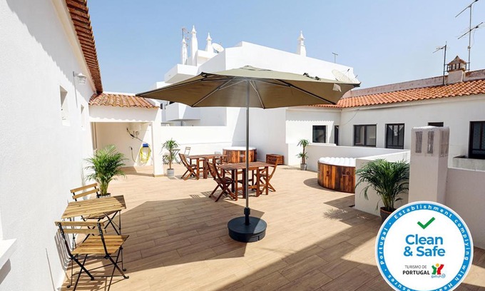 Alfarrobeira House | Cozy R - Casa do Moinho: Oceanfront Family Retreat