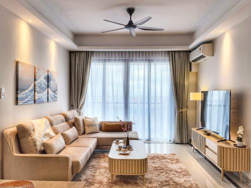 Central District Apartment | R&F Princess Cove 3BR, Sea View, JB CIQ, by Good Life Homestay