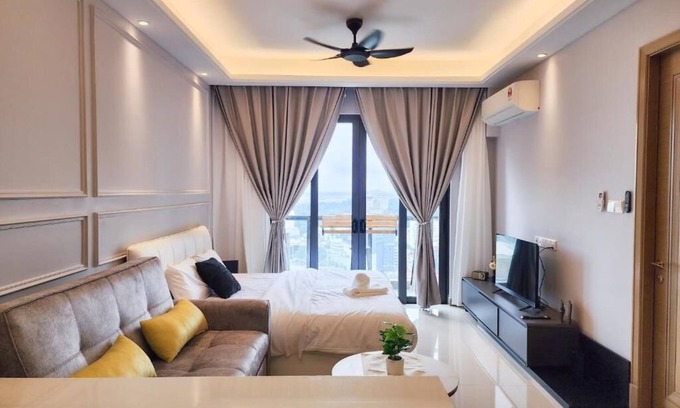 Central District Apartment | R & F Princess Cove by CK Homestay