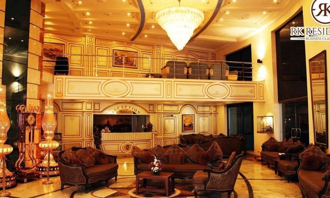 Uttukuli Hotel | Family-Friendly Stay at R K Residency with Delicious Breakfast