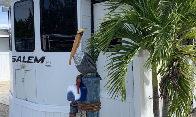 Key Largo House | Paradise Getaway: 10/10 Rating with Oceanfront Pool Access