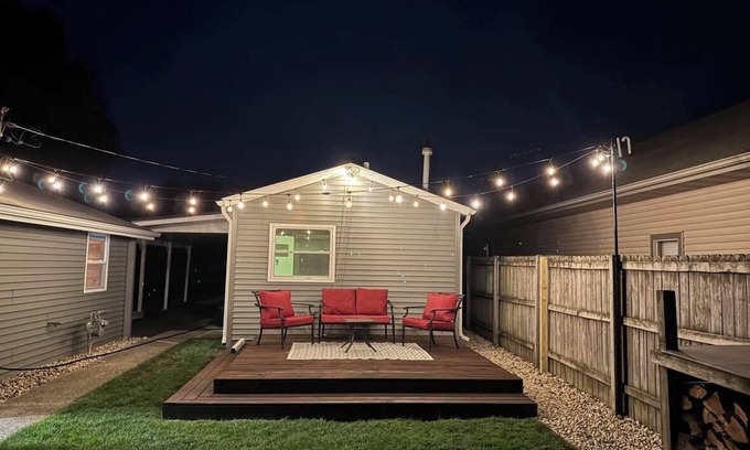 Newville House | Discover a New Listing on Rock River/Lake Koshkonong