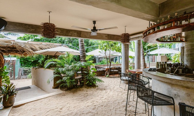 Brisas de Zicatela Hotel | Experience Elegance at Raíz Hotel Boutique - Rated 9.4/10