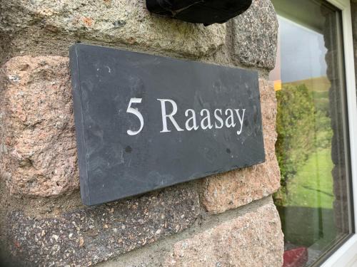 Teangue Apartment | Raasay@Knock View Apartments: Highly Rated Isle of Skye Stay
