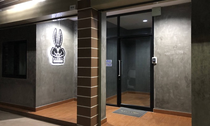 Wat Pa Hotel | Budget-Friendly Rabbit Hostel with Breakfast & Kitchen Access