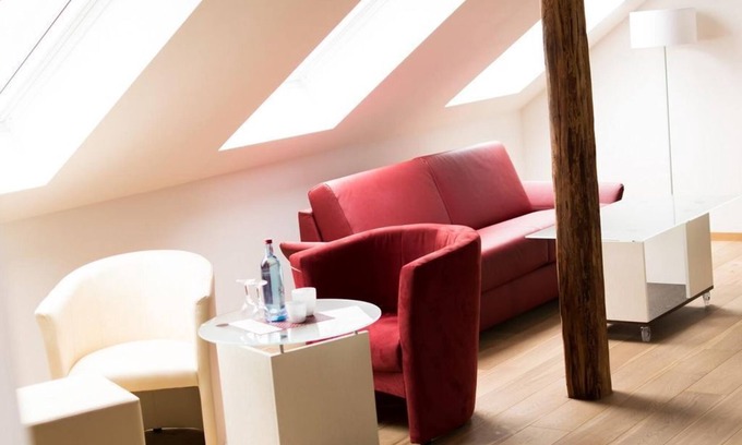 Ilbesheim House | Welcoming Raben-Perle: Your Wine Retreat Awaits