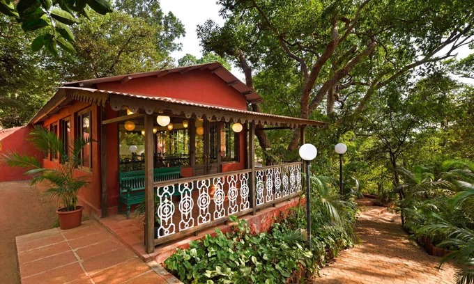 Matheran Hotel | Radha Cottage: Guest Rated 10/10 with Family-Friendly Amenities