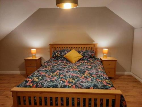 Carraroe House | Family-Friendly Radharc an Chuain 2 Bedroom Getaway