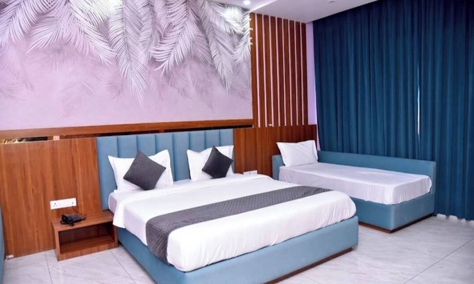 Salasar Hotel | Radhika Stay