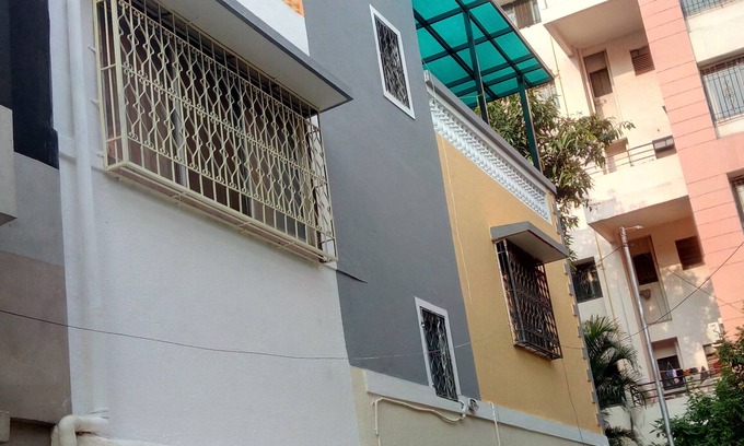 Pashan House | Radhika Villa BnB: Cozy Stay with Kitchen and Pet-Friendly