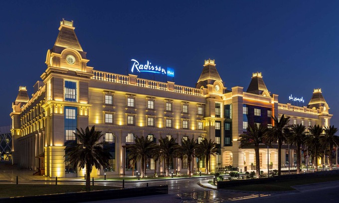 Al Jerf 2 Hotel | Elegant Radisson Blu Hotel, Ajman - 5 Star Ocean View Stay