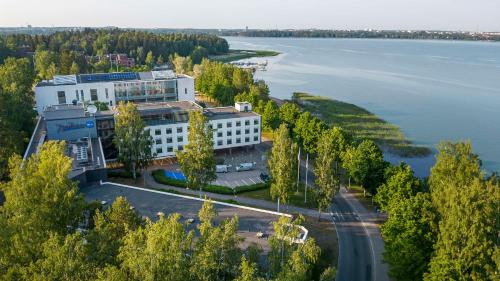 Lantinen District Hotel | Enjoy Comfort at Radisson Blu Hotel Espoo - 4 Star Escape