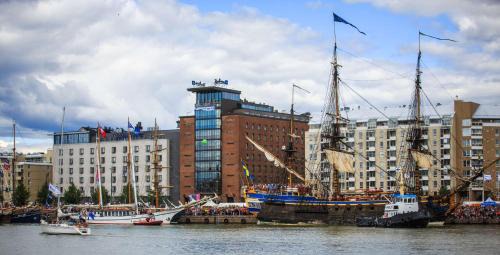 Hietalahti Hotel | Stylish Radisson Blu Seaside Hotel in Helsinki - Pet Friendly