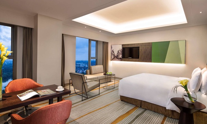Pudong Hotel | Stylish Stay at Radisson Blu Shanghai Pudong Jinqiao