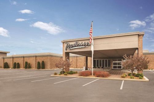 Fond du Lac Hotel | Discover Radisson Hotel and Conference Center Fond du Lac