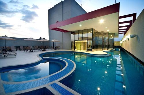 Nazare Hotel | Experience Oceanfront Comfort at Radisson Hotel Belém