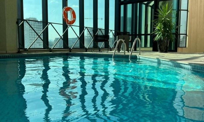 Cerqueira Cesar Hotel | Elegant Radisson Hotel Oscar Freire with Spa & Pool