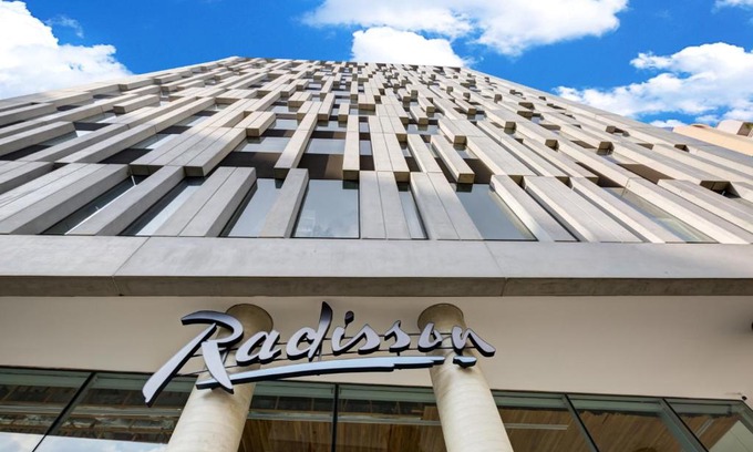 Pinheiros Hotel | Pet-Friendly Retreat at Radisson Pinheiros - 4 Star Hotel