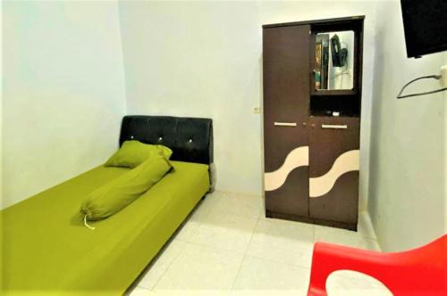 Makassar House | Budget-Friendly Stay at Radja Guest House for Families