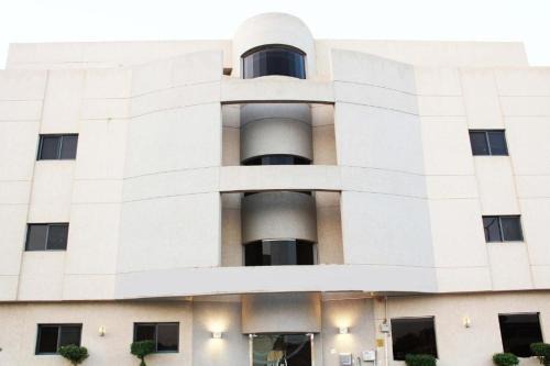 Al Izdihar Apartment | Family-Friendly Rafa Homes Al Izdihar 1 with Great Reviews