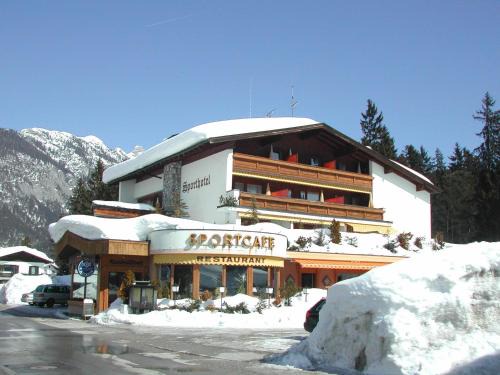 Weidach Hotel | Raffl's Hotel: Family-Friendly Retreat with Hot Tub Access