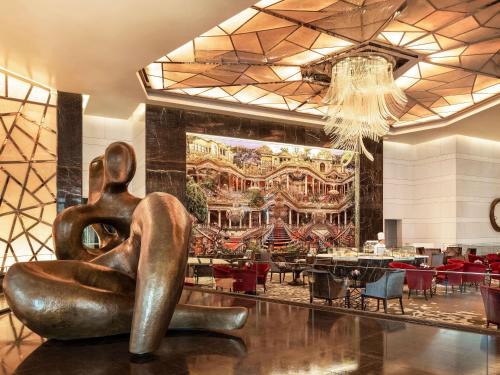 Besiktas Hotel | Indulge at Raffles Istanbul: 5-Star Oceanfront Bliss