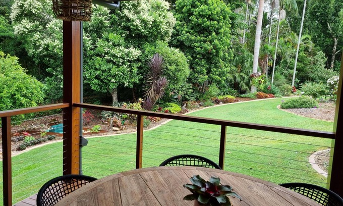 Mapleton Cottage | Discover Rainbow Park Retreat: Serene Getaway in Mapleton
