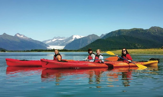 Mendenhall Valley House | Convenient Retreat: Rainbow Row Near Mendenhall Glacier