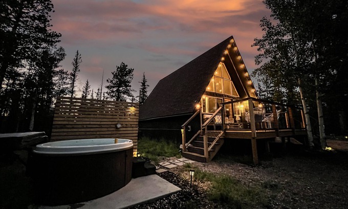 Spring Valley Cabin | Unforgettable Rainbow Trail A-frame with Spa & Hot Tub