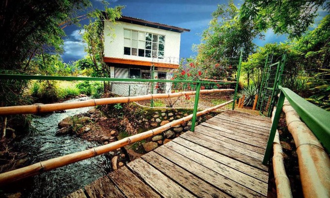 Escazu House | Pet-Friendly Rainforest Cabin in Escazu, Perfect Getaway