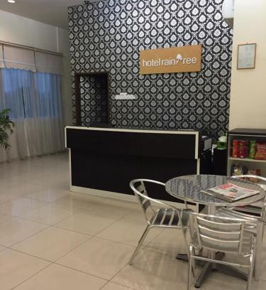 Bandar Menjalara Hotel | Family-Friendly Retreat at Raintree Hotel for Memorable Stays