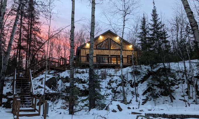 International Falls Cabin | Serene Rainy Lake Retreat with Stunning Views & Dock Access