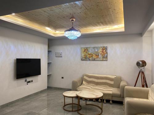 Shimla Apartment | Unforgettable Family Retreat at Raiville Mountain View