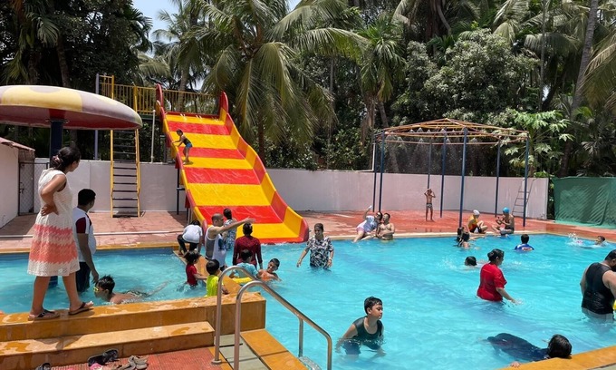 Palghar Hotel | Budget-Friendly Stay at Raj Resort with Breakfast Included