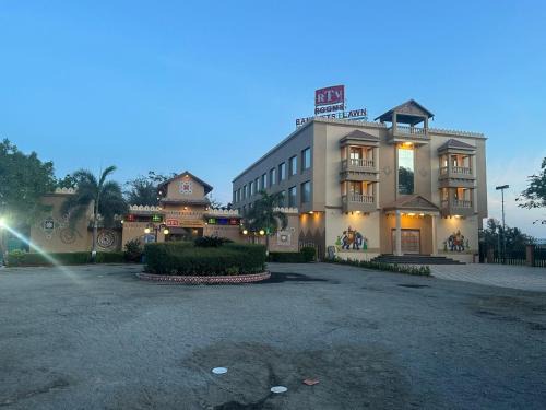 Jamnagar Hotel | Experience Rajwadu The Village: Eco-Friendly Comfort Awaits