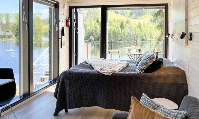Kehys-Kainuu House | Rakkaranta d: Lake View Beach House with Spa & Breakfast