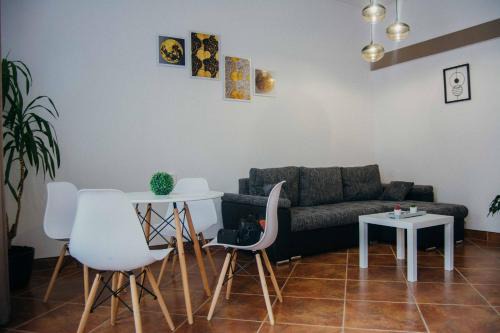 Odorheiu Secuiesc Apartment | Family-Friendly Rakoczi Apartman 2 - Rated 9.8 by Guests