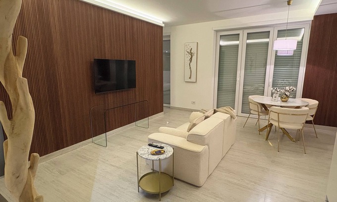 Gallarate Apartment | Ram 7 Lux Mxp Center