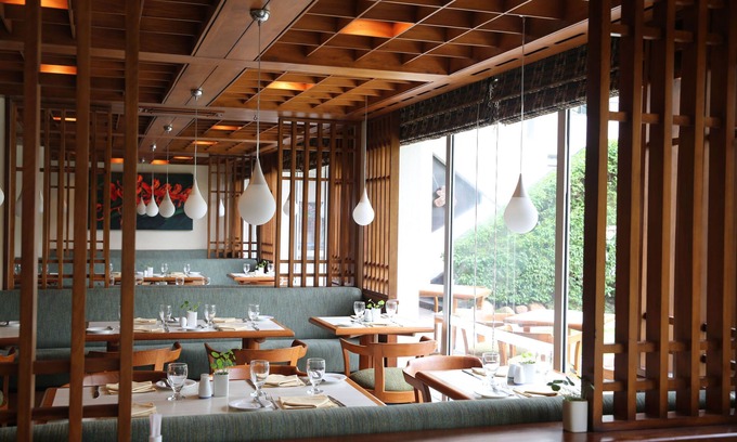 Kollupitiya Hotel | Discover Ramada by Wyndham Colombo: Eco-Friendly Retreat