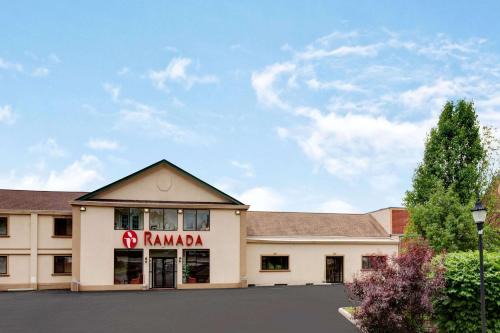 Flemington Hotel | Discover Pet-Friendly Comfort at Ramada by Wyndham Flemington