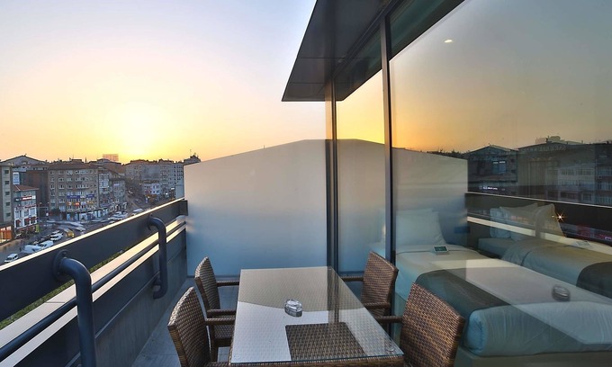 Fındıkzade Hotel | Discover Ramada by Wyndham Istanbul Old City - 4 Star Comfort