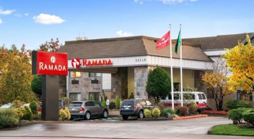 Kent Hotel | Relaxing Retreat at Ramada by Wyndham Kent Seattle Area