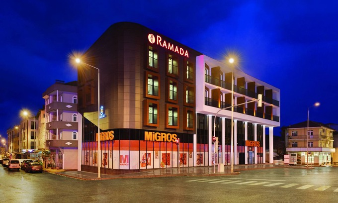 Hendek Hotel | Discover Ramada by Wyndham Sakarya Hendek - Rated 9.2/10