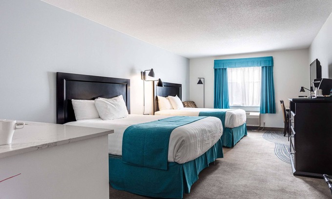 Surrey Hotel | Enjoy Modern Comforts at Ramada by Wyndham Surrey/Langley