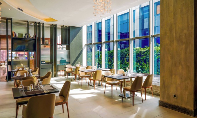 Bayrampasa Hotel | Discover Ramada Encore: Eco-Friendly 4-Star Retreat