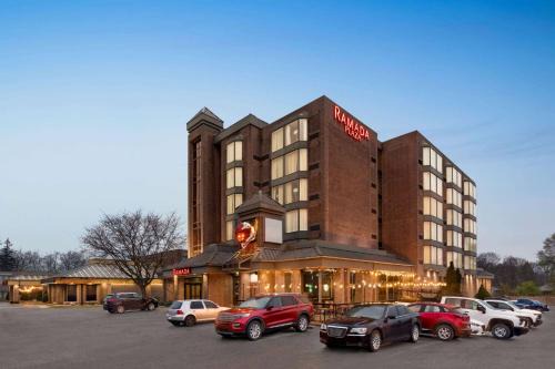 Niagara Falls Hotel | Comfortable Stay at Ramada Plaza by Wyndham Niagara Falls