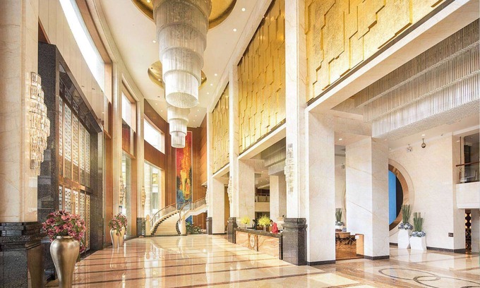 Songgang Hotel | Convenient Stay at Ramada Shenzhen Baoan with Pool & Spa
