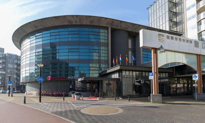 Scheveningen Hotel | Discover Ramada The Hague Scheveningen: Family-Friendly Escape