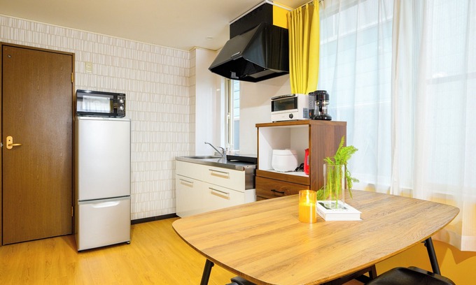 Susukino Apartment | Budget-Friendly Getaway at Rambler with Family Amenities