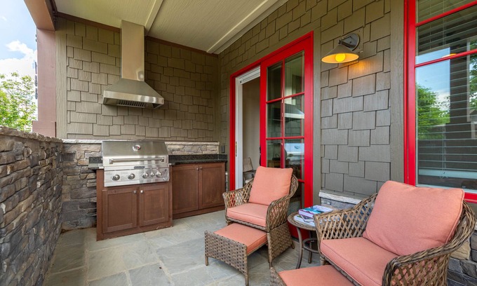 Lenoir Condo | Ramblestone Cottage: Cozy Condo with Blue Ridge Amenities